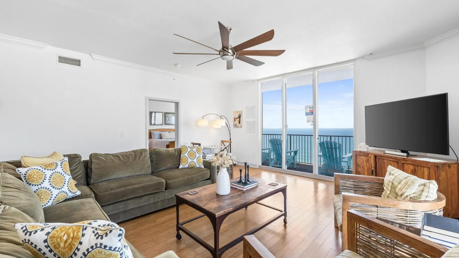 Holiday home Tidewater Beach Resort #2801 By Book That Condo Panama City Beach